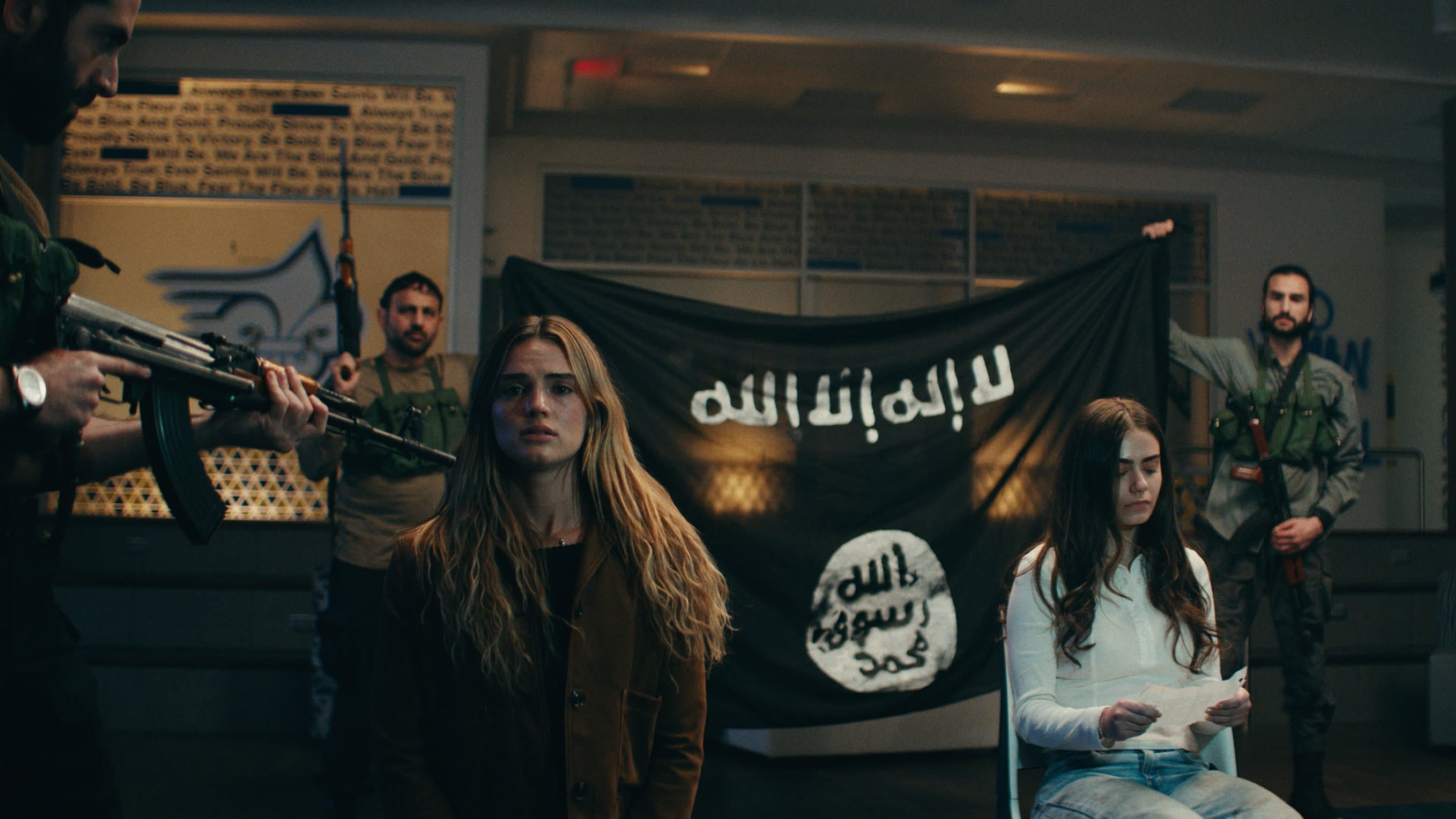 Run Hide Fight: Infidels backdrop