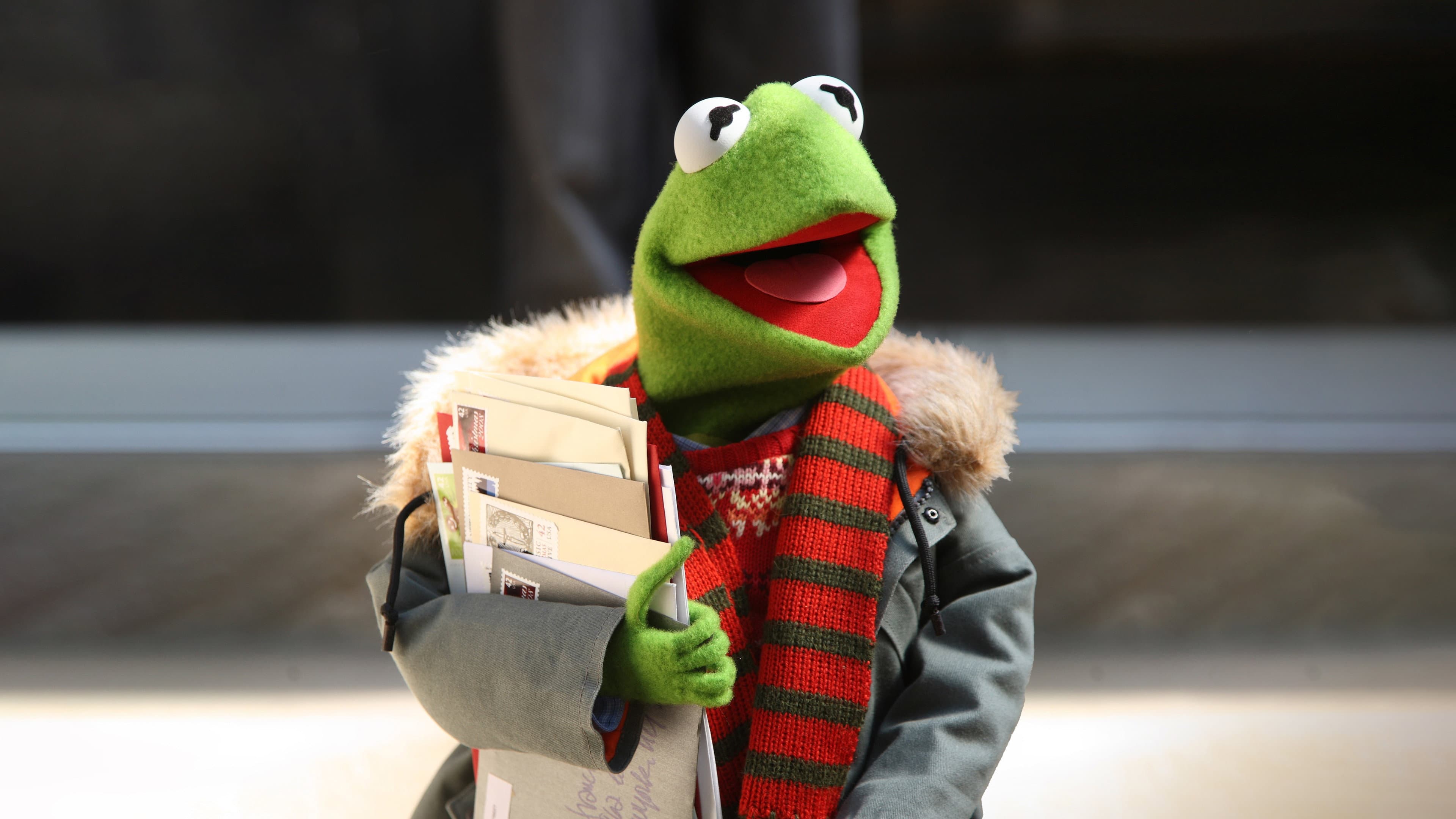 A Muppets Christmas: Letters to Santa backdrop