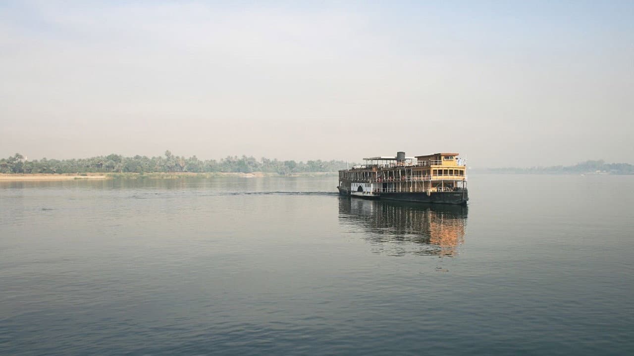 Death on the Nile backdrop