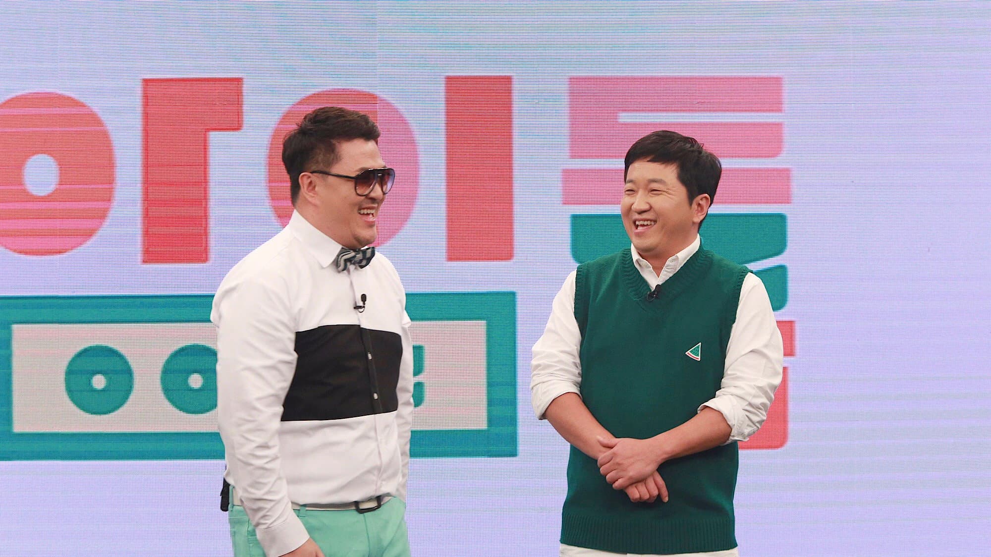 Idol Room backdrop