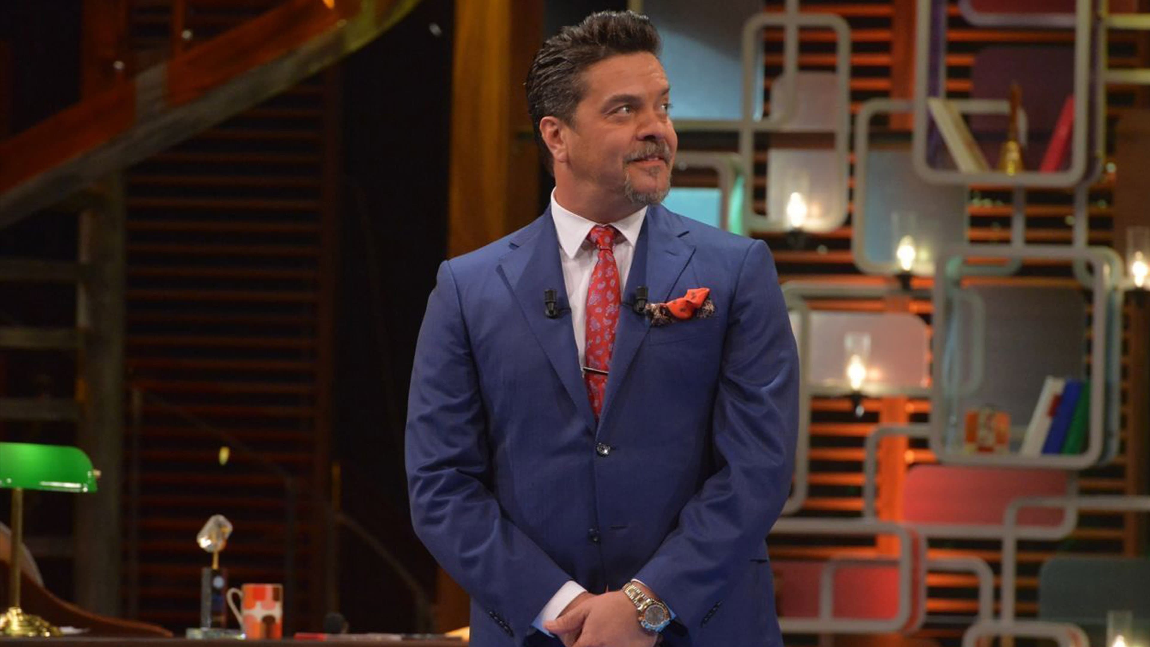 Beyaz Show backdrop