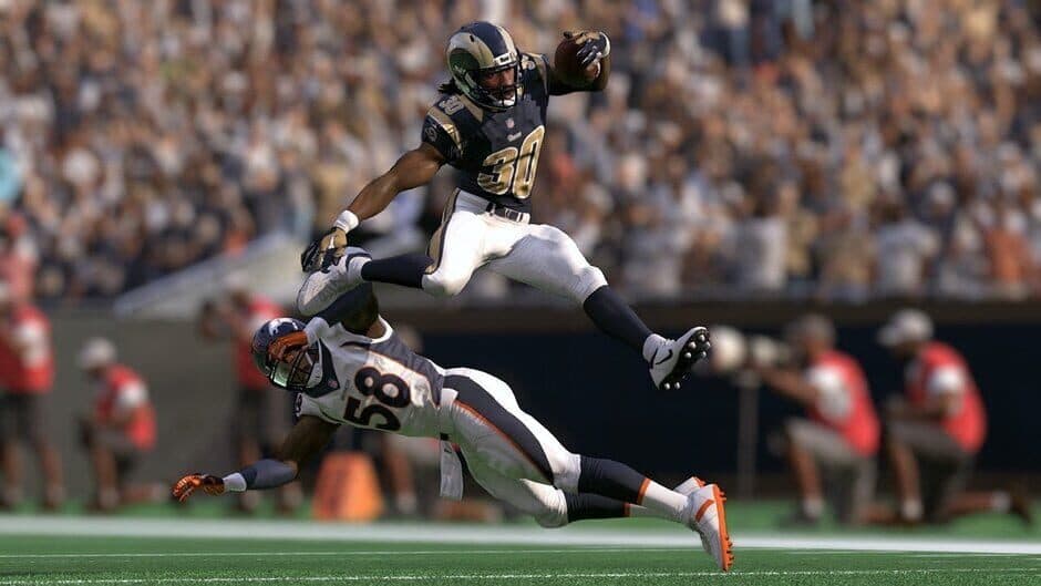 Madden NFL 17 screenshot 3