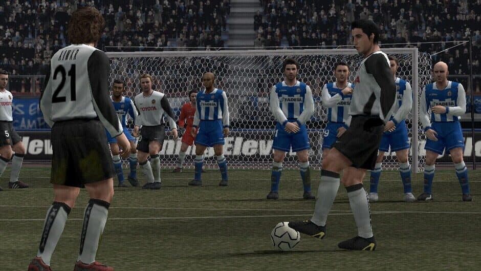 World Soccer: Winning Eleven 8 International screenshot 1