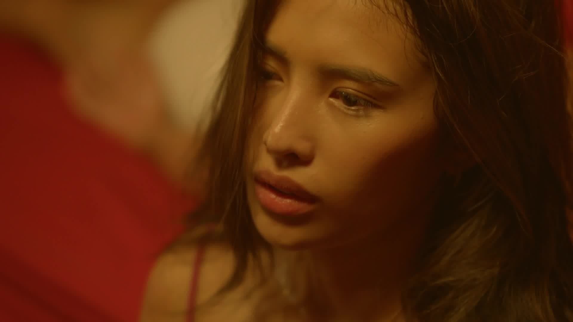 Ang Kapitbahay backdrop