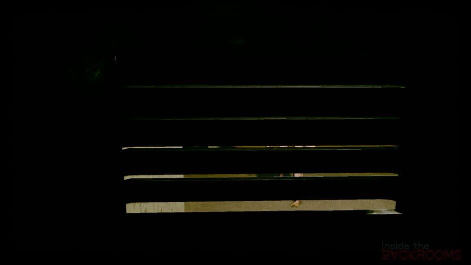 Inside the Backrooms screenshot 2