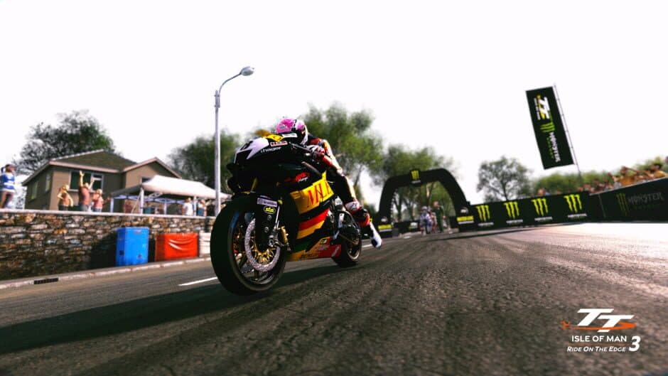 TT Isle of Man: Ride on the Edge 3 screenshot 2